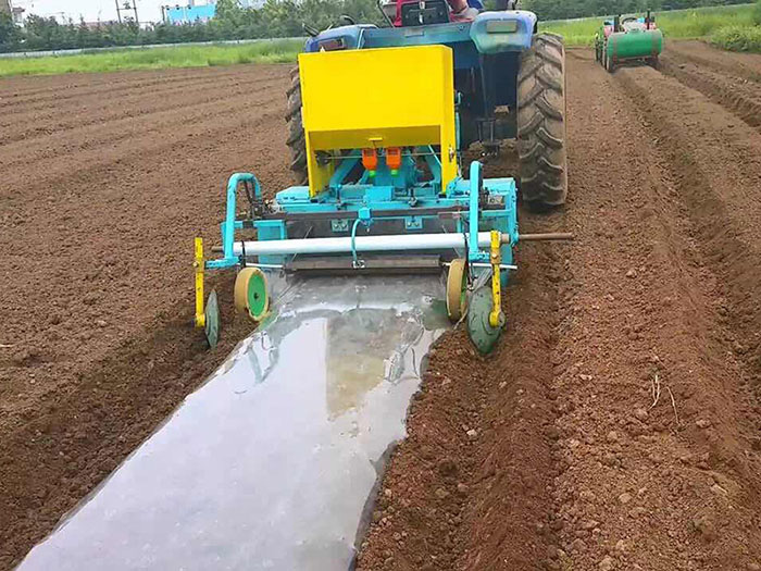 旋耕、起壟、施肥、覆膜機(jī)