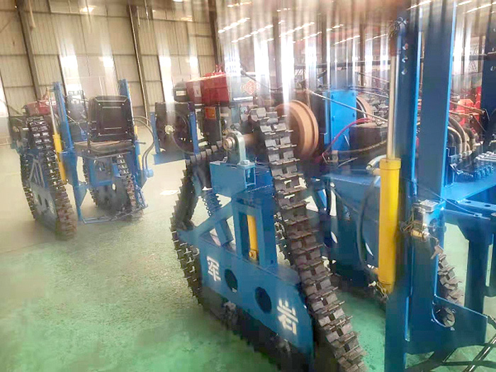 大蔥收獲機(jī)